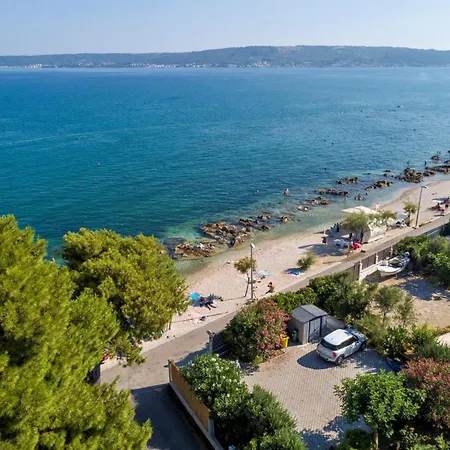 Luxury Semi-detached House With A Pool Near The Sea Kastela