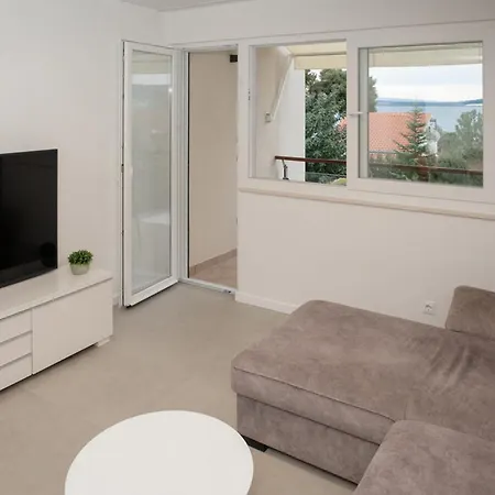 Luxury Semi-detached House With A Pool Near The Sea Holiday home Kastela
