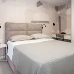 Luxury Semi-detached House With A Pool Near The Sea Kastela